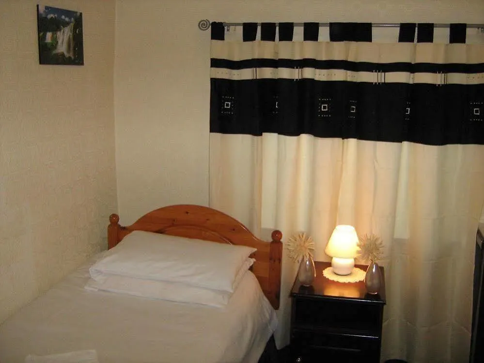 Bridge House Apartment Tullamore Ireland